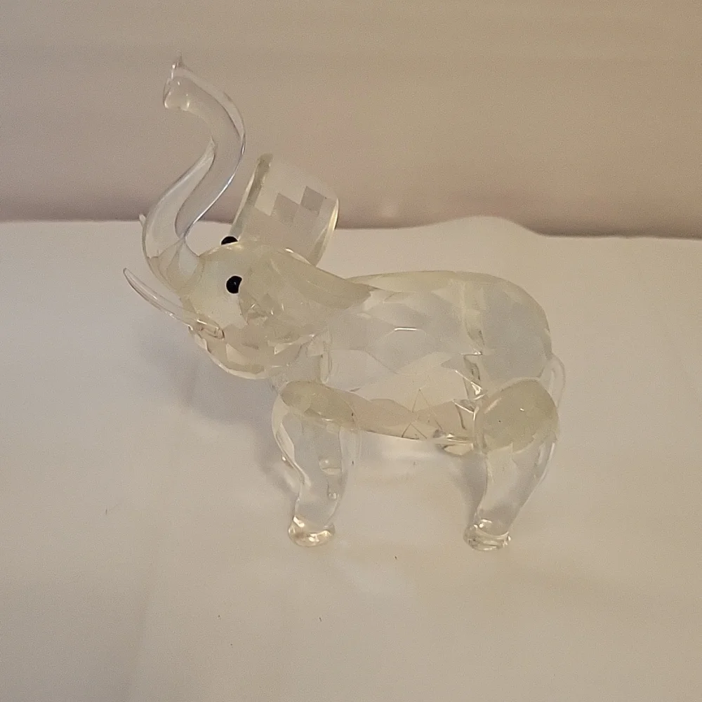 Shannon Crystal Elephant